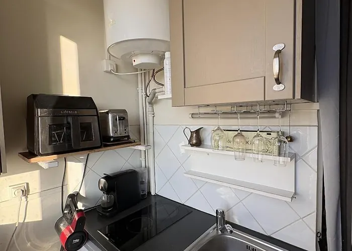 Sunny With Seine View * Paris