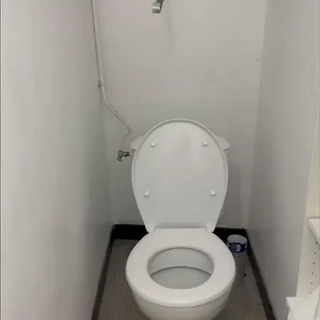 Sunny With Seine View شقة باريس