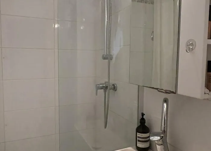 Sunny With Seine View شقة *