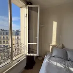 Sunny With Seine View * Παρίσι